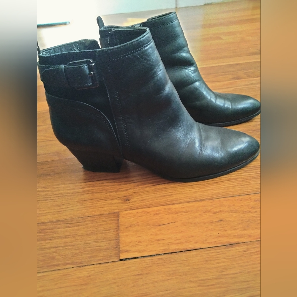 Black Franco Sarto ankle boots Size 9